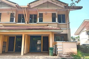 Perdana Hills ( Presint 11 )