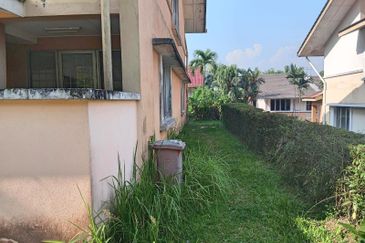 Perdana Hills ( Presint 11 )