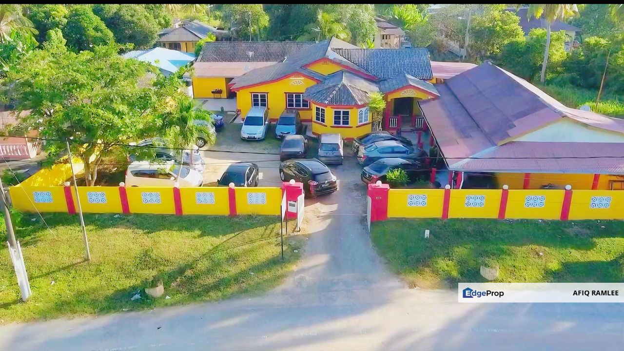 VILLA CHALET 10 BILIK 🔥 Pantai Pengkalan Balak Masjid Tanah Melaka, Melaka, Masjid Tanah