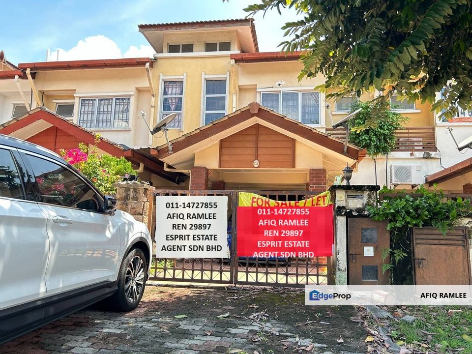 FREEHOLD 1,800 SQFT🔥 2 Storey Jalan Arca Bukit Jelutong Shah Alam, Selangor, Shah Alam