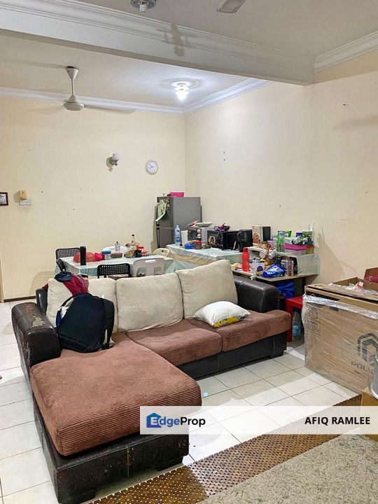 FREEHOLD 1,800 SQFT🔥 2 Storey Jalan Arca Bukit Jelutong Shah Alam, Selangor, Shah Alam
