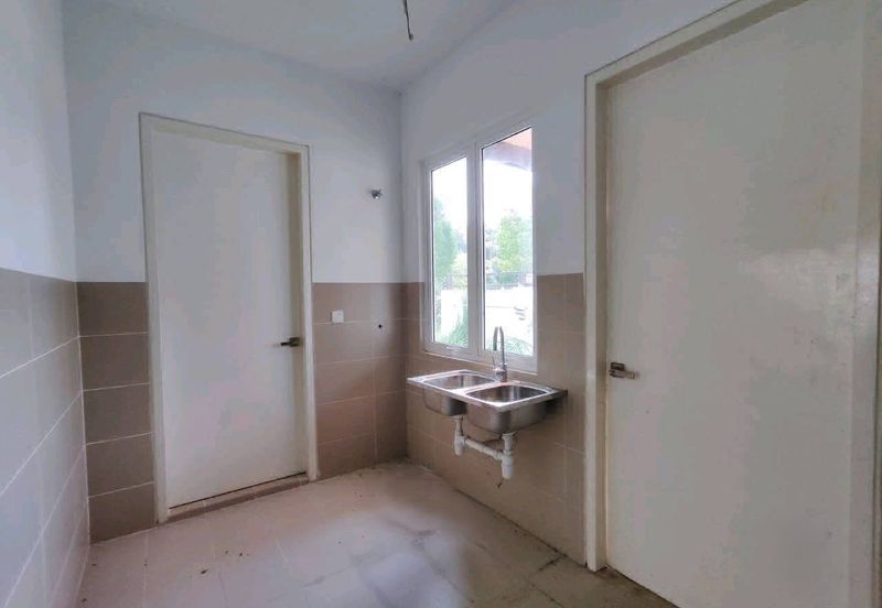 Duta Villa, Presint 14