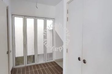 Duta Villa, Presint 14