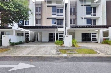 Duta Villa, Presint 14