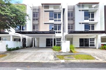 Duta Villa, Presint 14