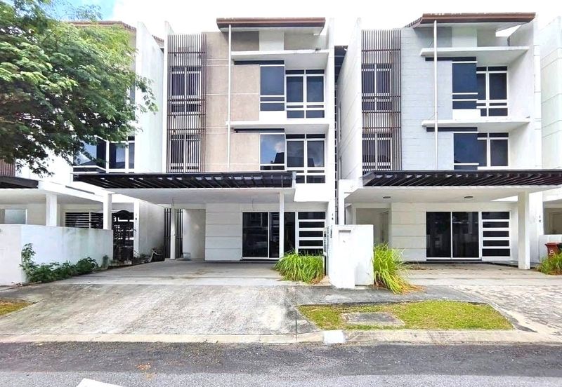 Duta Villa, Presint 14