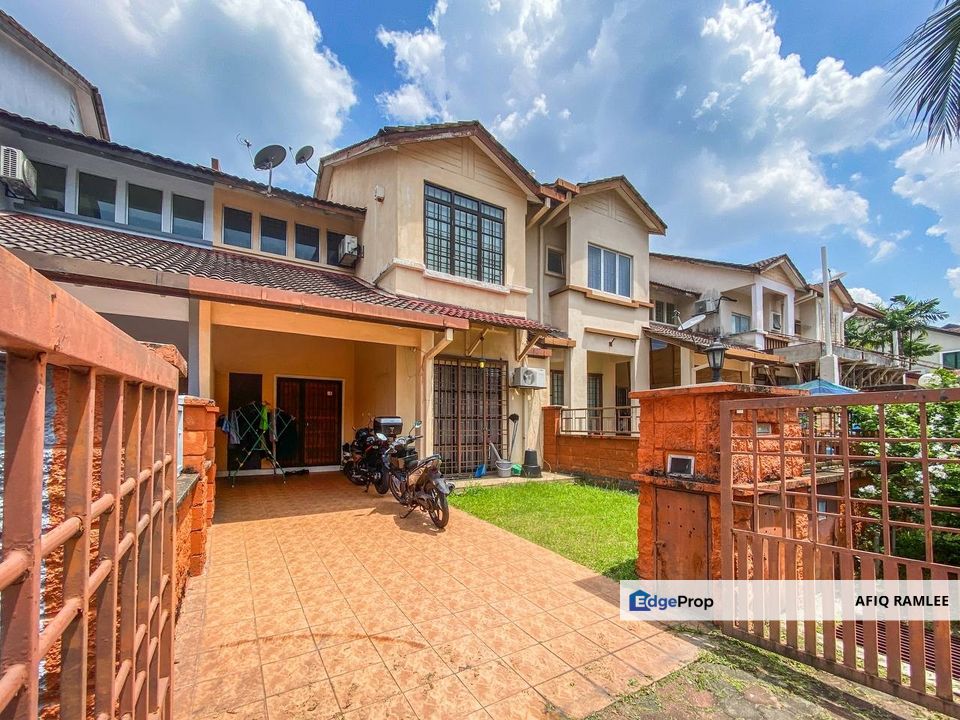 FREEHOLD 2,200 SQFT TERMURAH 2 Storey Jalan Serambi U8 Bukit Jelutong Shah Alam, Selangor, Bukit Jelutong