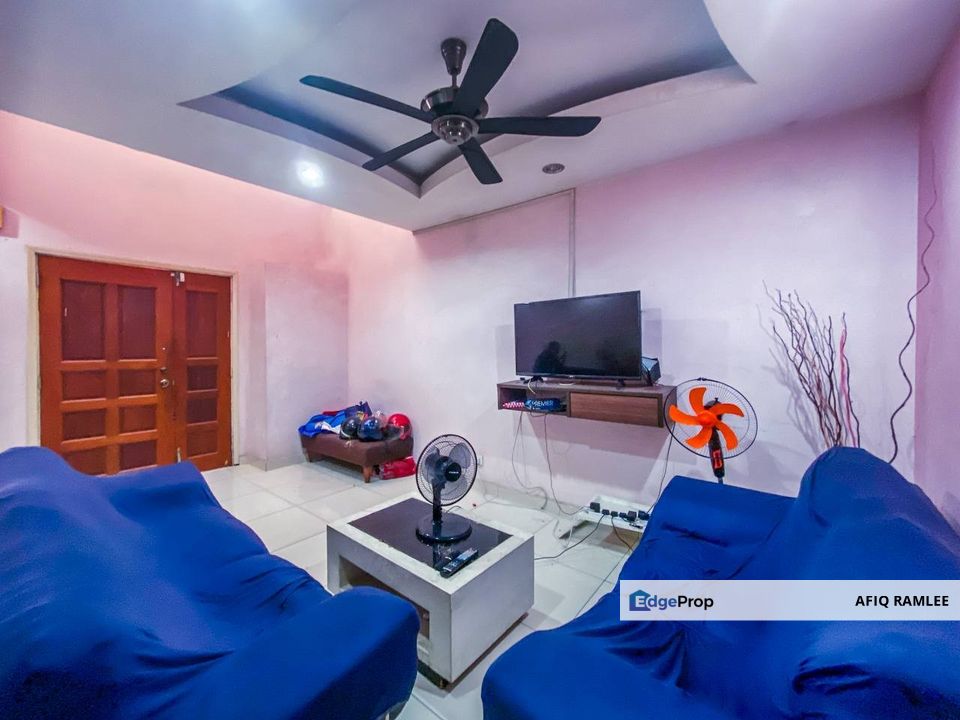 FREEHOLD 2,200 SQFT TERMURAH 2 Storey Jalan Serambi U8 Bukit Jelutong Shah Alam, Selangor, Bukit Jelutong