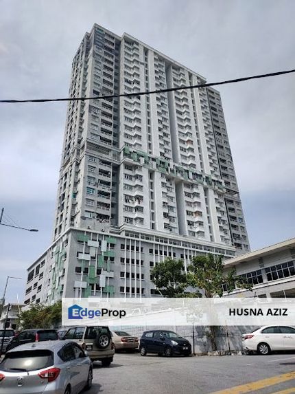 Fully Renovated Unit at The Pulse Condominium, Gelugor!!! , Penang, Gelugor