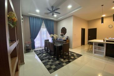 Desa Palma, Nasa City