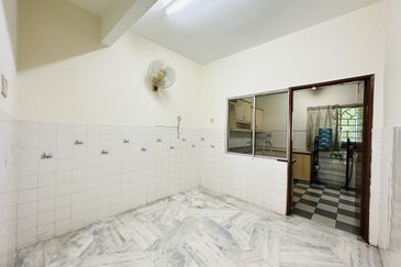 Seksyen 12, Bandar Country Homes