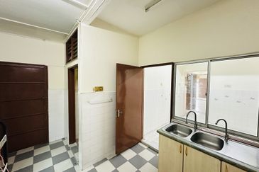 Seksyen 12, Bandar Country Homes