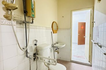 Seksyen 12, Bandar Country Homes