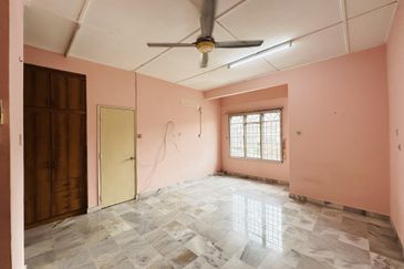 Seksyen 12, Bandar Country Homes