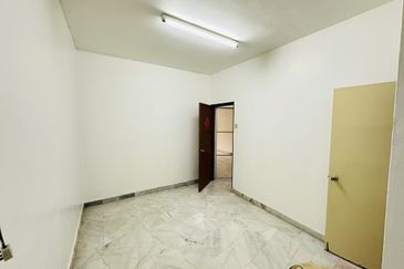 Seksyen 12, Bandar Country Homes