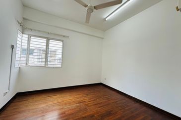 Semi D Kota Emerald Rawang Amberley 