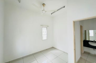 Semi D Kota Emerald Rawang Amberley 