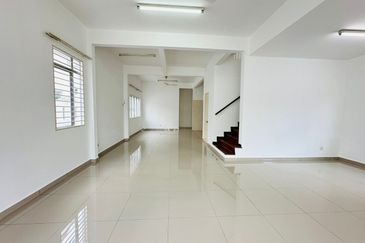 Semi D Kota Emerald Rawang Amberley 