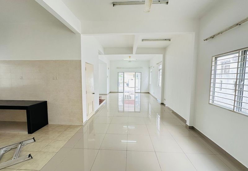 Semi D Kota Emerald Rawang Amberley 