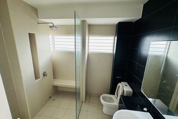 Semi D Kota Emerald Rawang Amberley 