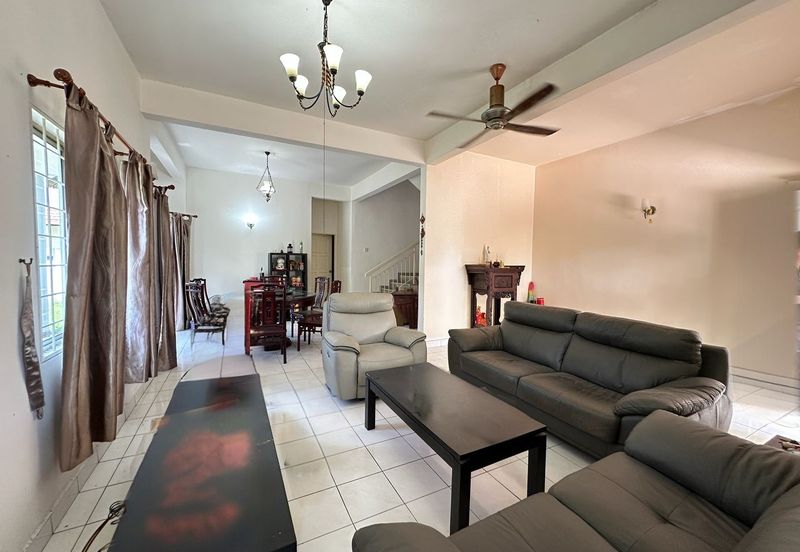 Taman Sri Hijau ( New Green Park )