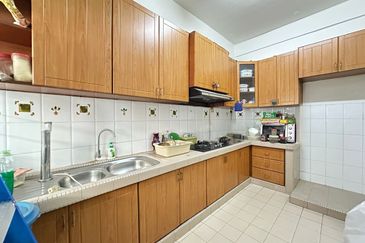 Taman Sri Hijau ( New Green Park )