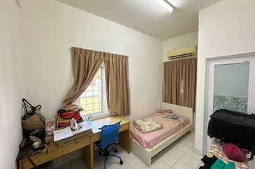 Taman Sri Hijau ( New Green Park )