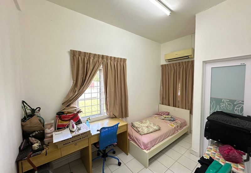 Taman Sri Hijau ( New Green Park )