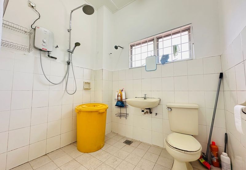 Taman Sri Hijau ( New Green Park )