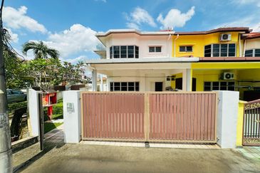 Taman Sri Hijau ( New Green Park )