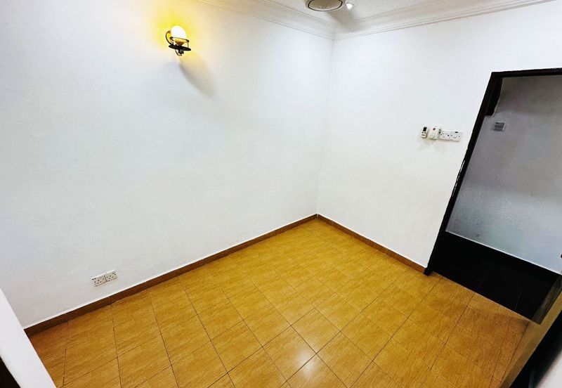 Bandar Country Homes