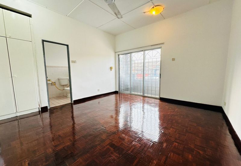 Bandar Country Homes