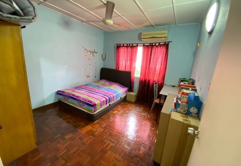 Seksyen 13, Bandar Country Homes