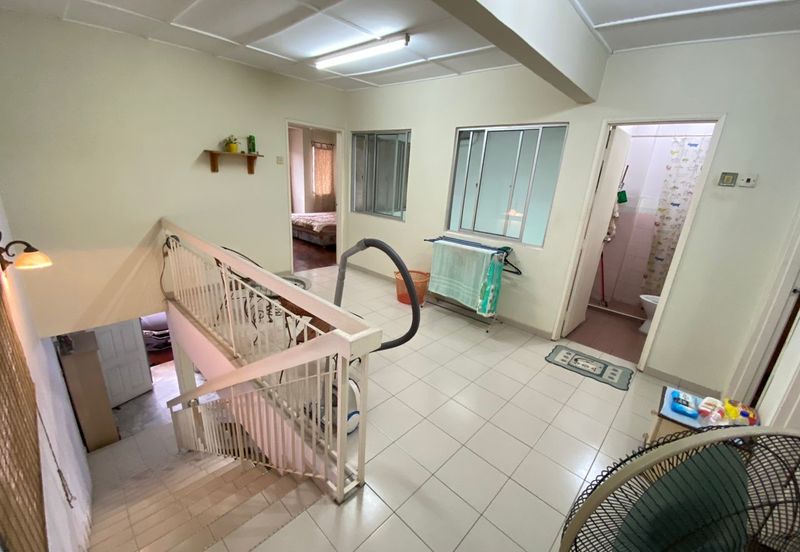 Seksyen 13, Bandar Country Homes