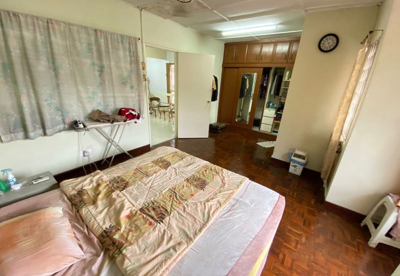 Seksyen 13, Bandar Country Homes