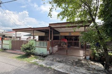 Taman Sri Hijau ( New Green Park )