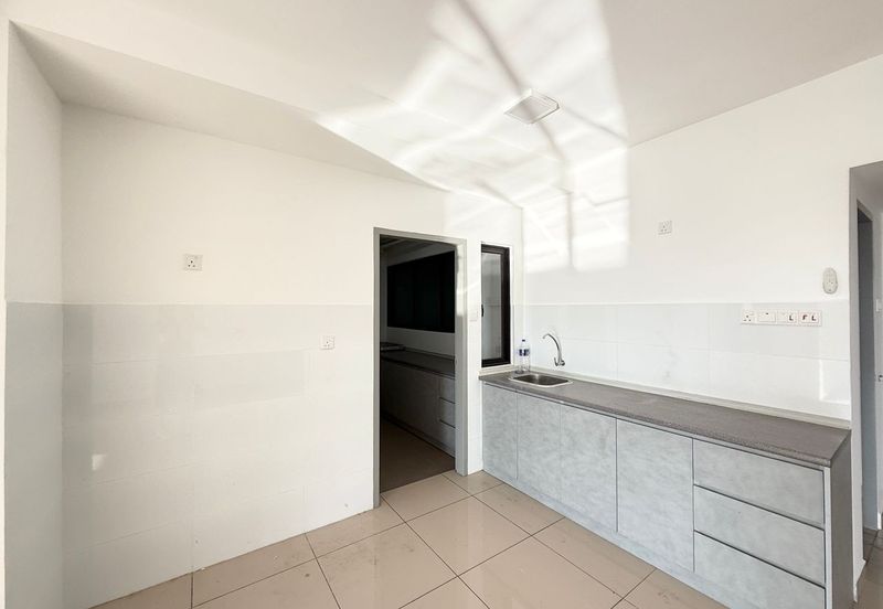 Avia Plus Apartment, Bandar Country Homes