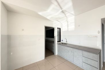 Avia Plus Apartment, Bandar Country Homes