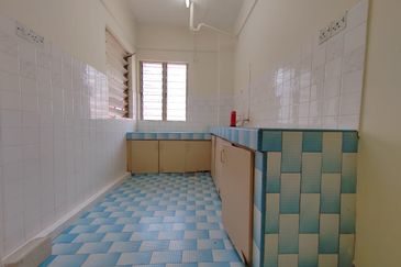 Pangsapuri Nuri (Taman Bukit Idaman)