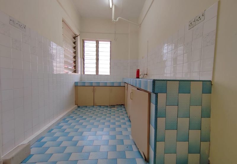 Pangsapuri Nuri (Taman Bukit Idaman)