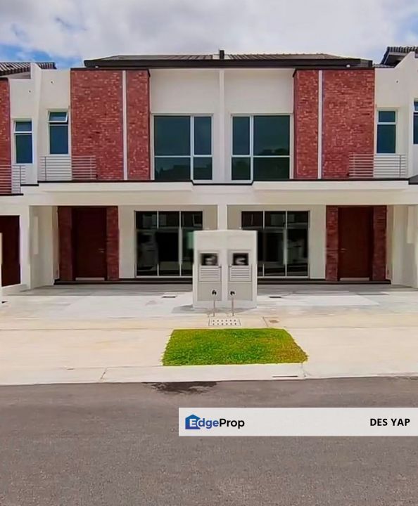 2sty Superlink House Gamuda Garden Taman Illaria Rawang, Selangor, Rawang