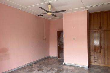 Seksyen 12, Bandar Country Homes