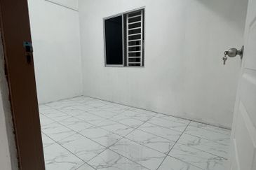 TAMAN BERSATU, SIMPANG PULAI