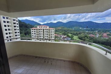 MERU VALLEY RESORT (GOLF VISTA APARTMENT