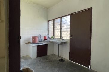 DOUBLE STOREY INTER-TMN BERSATU