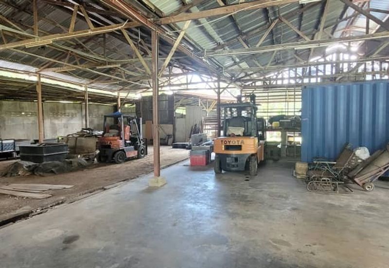 Agricultural Land durian farm at Batang Kali Genting Highland