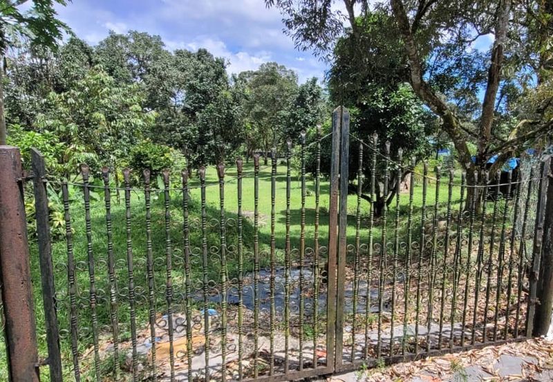 Agricultural Land durian farm at Batang Kali Genting Highland