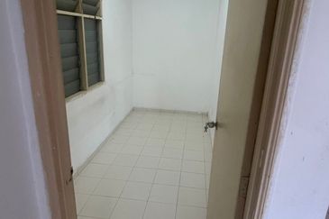 Villa Krystal, Bandar Selesa Jaya