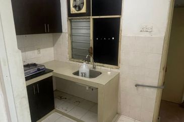 Villa Krystal, Bandar Selesa Jaya