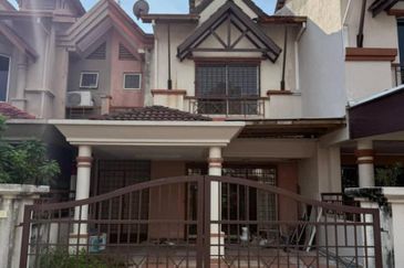 Jalan Spektrum U16 @ Taman Bukit Subang